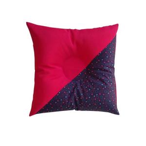 Jastuk za sjedenje punjen heljdom - Crvena/srca (50 x 50) + GRATIS vrećica lavande
